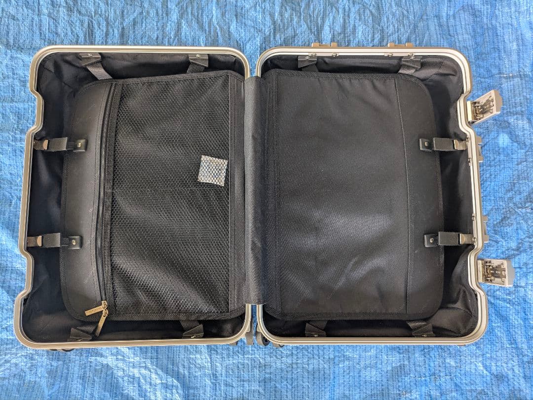 【cat】Mercedes-Benz キャリーケース