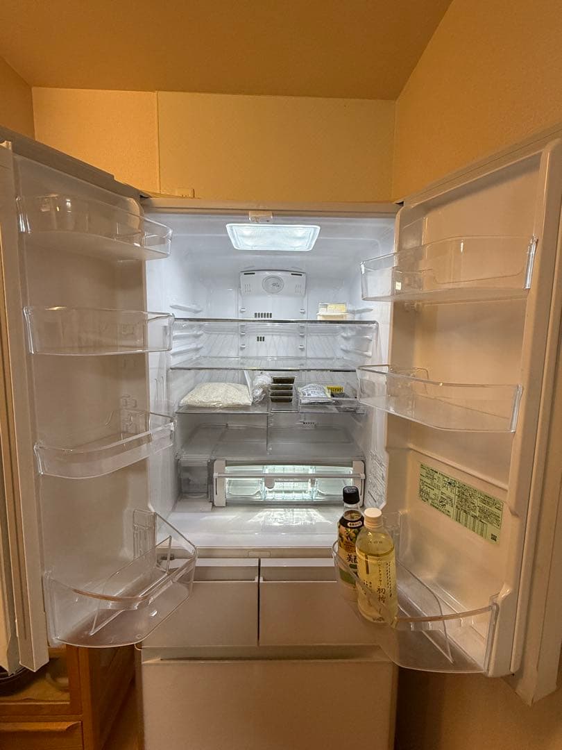 HITACHI 冷凍冷蔵庫 R-XG4300G(XW) 430L 2017年