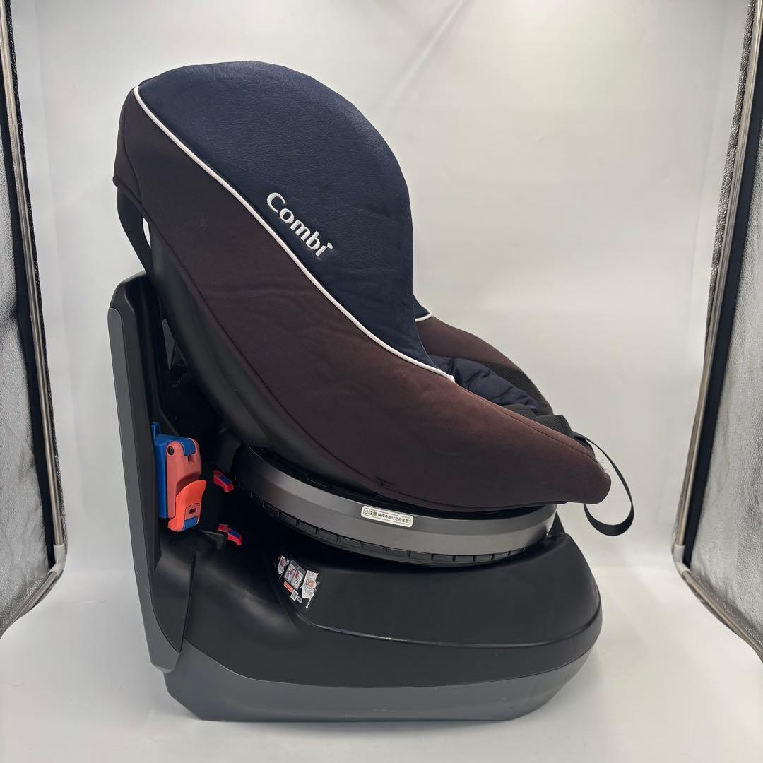 良品　コンビ　チャイルドシート　ネセルターンネクスト 360°ターン 新生児〜