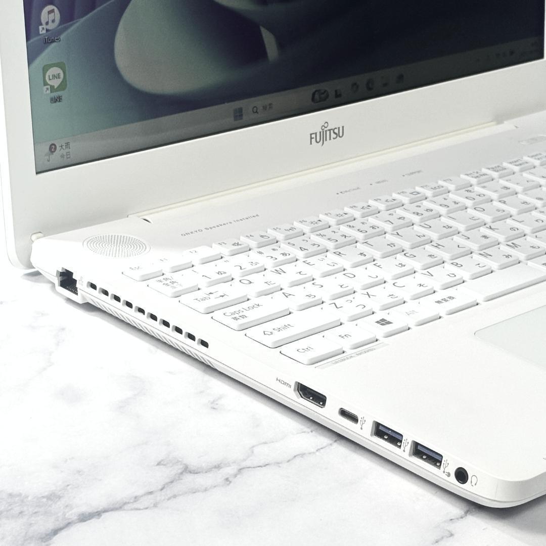 Corei7・16GB・SSD・DVDマルチ・Win11・ホワイトノートパソコン