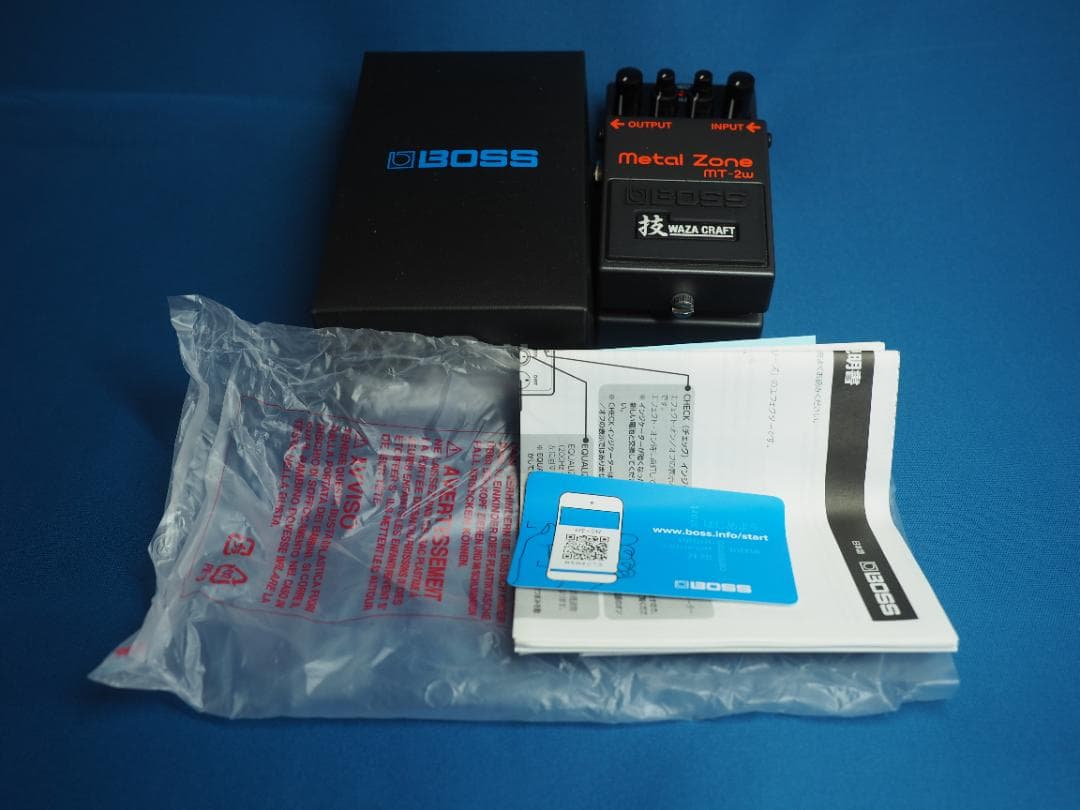 BOSS l Zone MT-2w ギターエフェクター 綺麗です