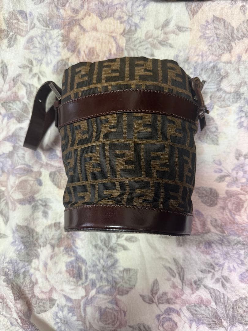 Fendi ロゴパターン ショルダーバッグ