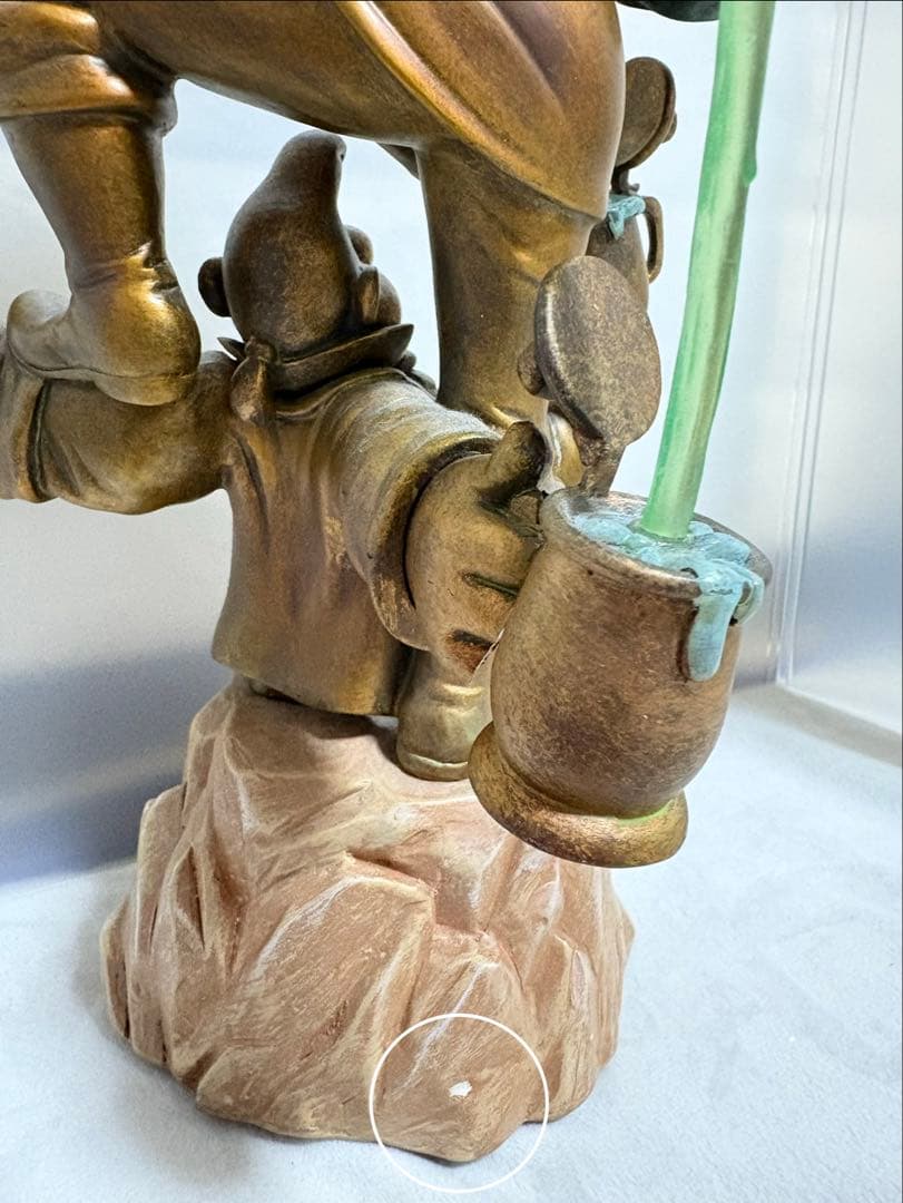 ミ*ク様 美女と野獣 ガストン＆ル・フウ フィギュア 銅像 訳あり