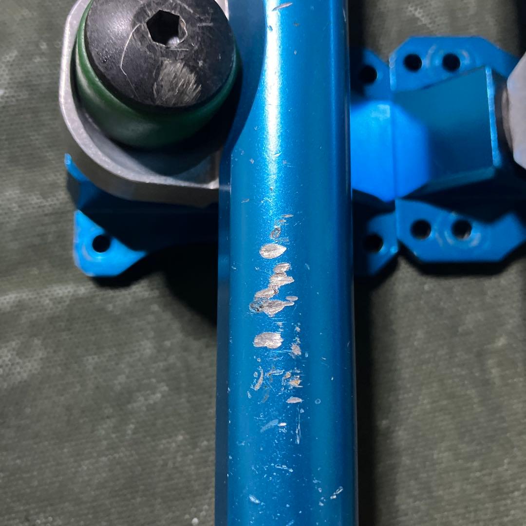 surf rodz TKP 159 リップタイドブッシュ、ビス、ライザーパッド付