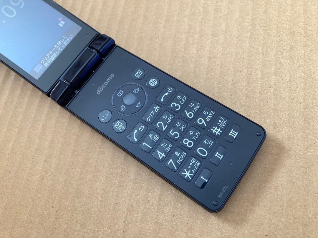 美品 L072 ドコモ AQUOSケータイ SH-03L ガラホ simフリー