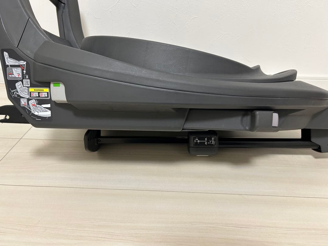 コンビTHE S Air エッグショック　チャイルドシート