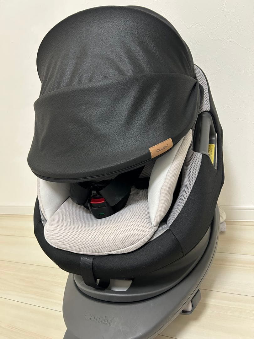 コンビTHE S Air エッグショック　チャイルドシート