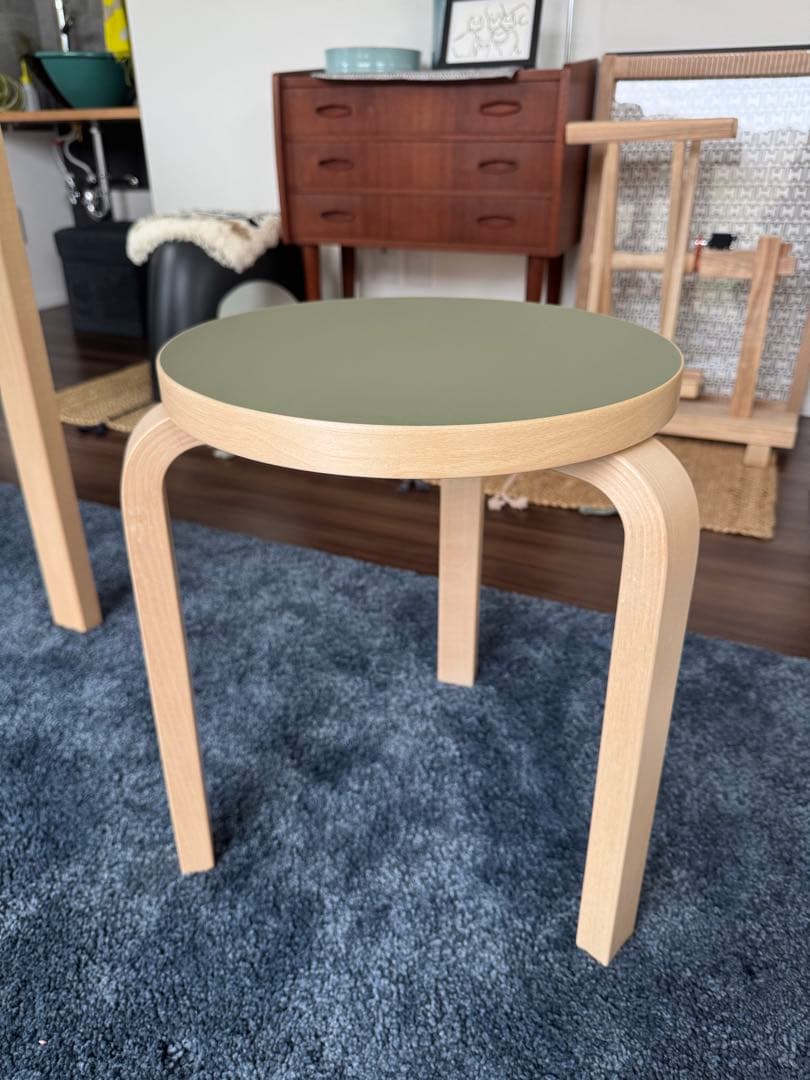 Artek スツール60 オリーブ