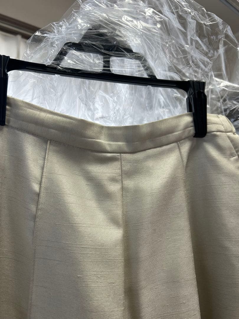 ETRE TOKYO ウエストコードシャンタンカーブパンツ