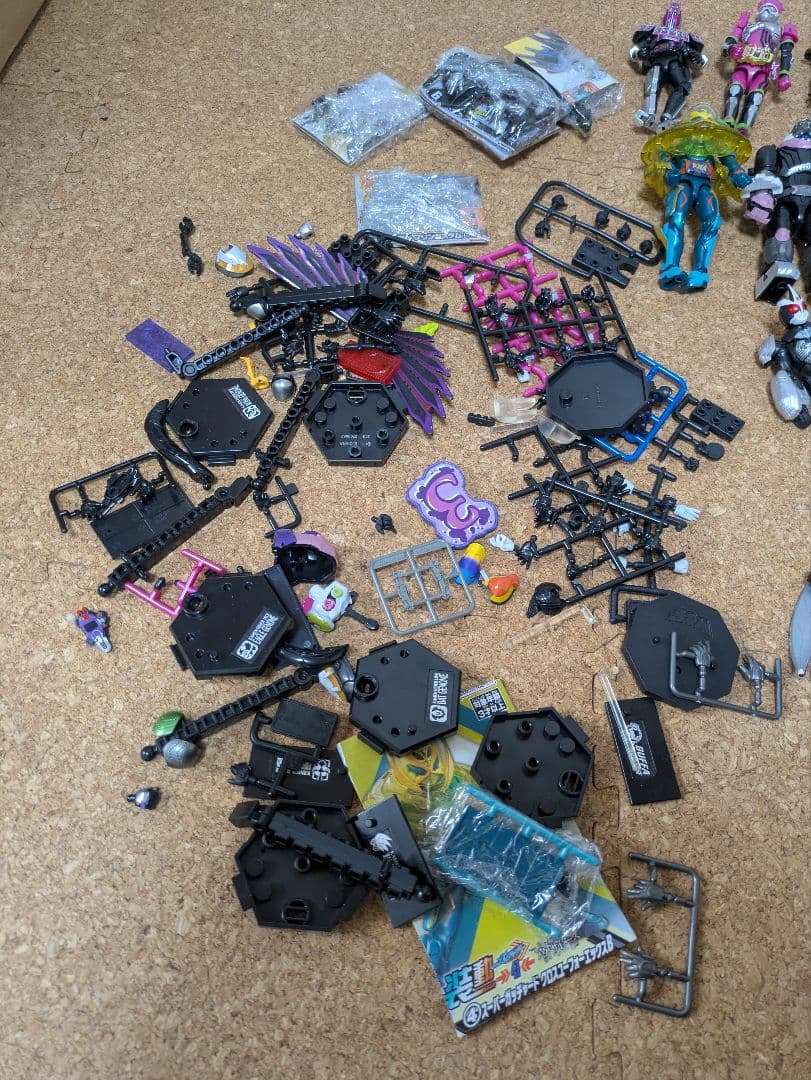 装動　仮面ライダー　ガヴ