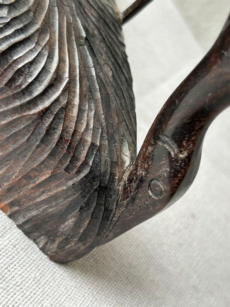 野鳥の彫刻 工芸品 アンティーク 親子 木製鳥彫刻 3羽のデザイン