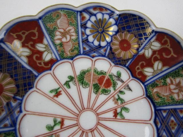 大聖寺伊万里 輪花 金彩菊花図 小皿 3枚 16ｃｍ 竒玉宝鼎之珍 0725 ④