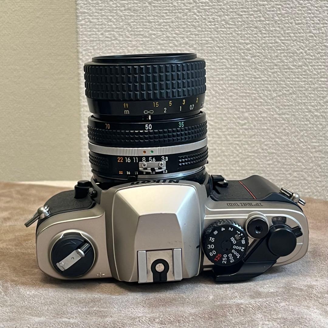 【動作品】Nikon FM10 + Zoom-NIKKOR 35~70mm