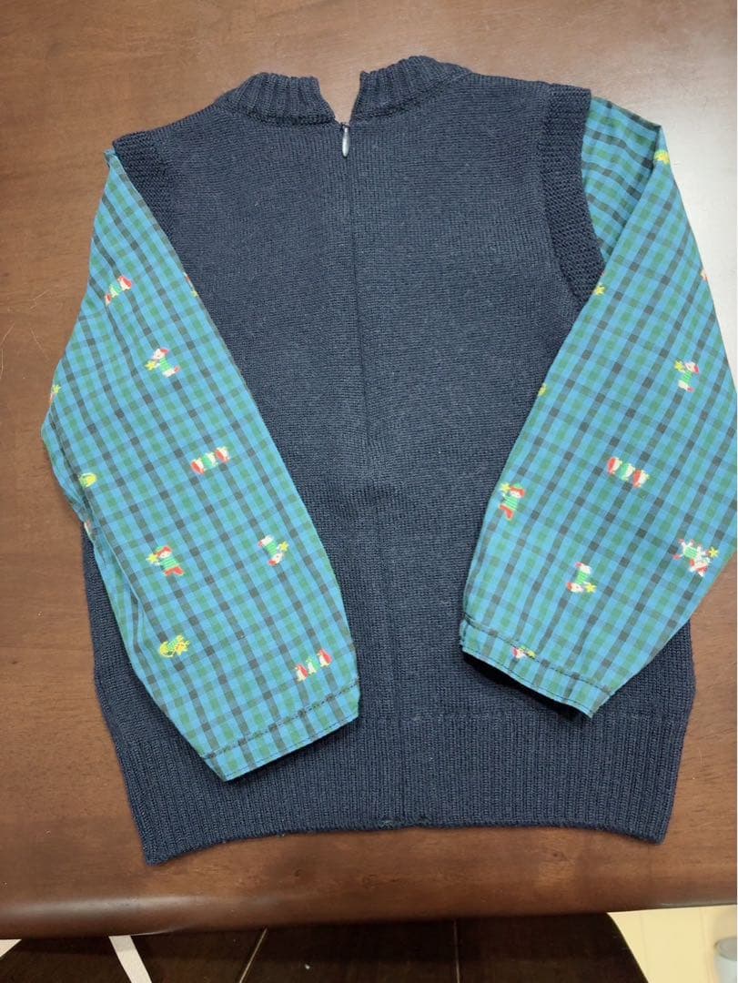 ファミリア　ニット