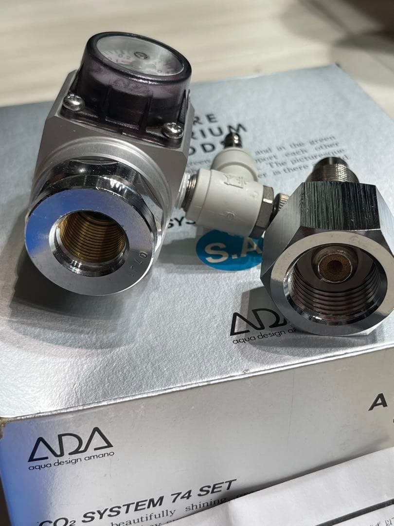 ADA アマノ CO2システム74-SA と 大型ボンベ取付アダプタ 2点セット