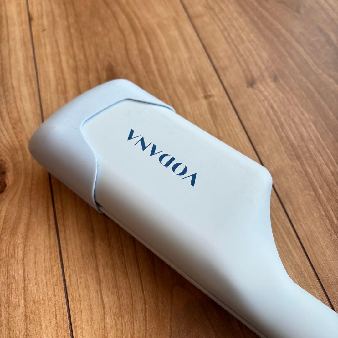 VODANA/ボダナ トリプルウェーブアイロン（40mm）