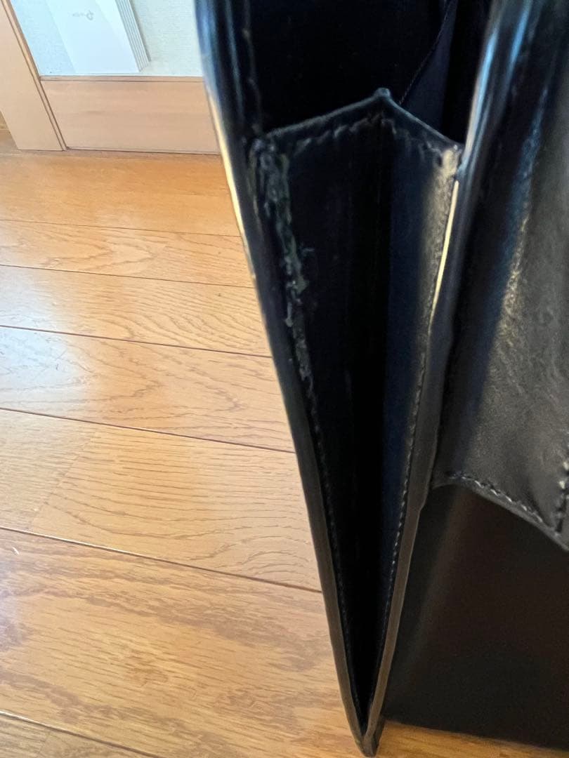 土屋鞄マグナス　ファスナー　ブリーフ