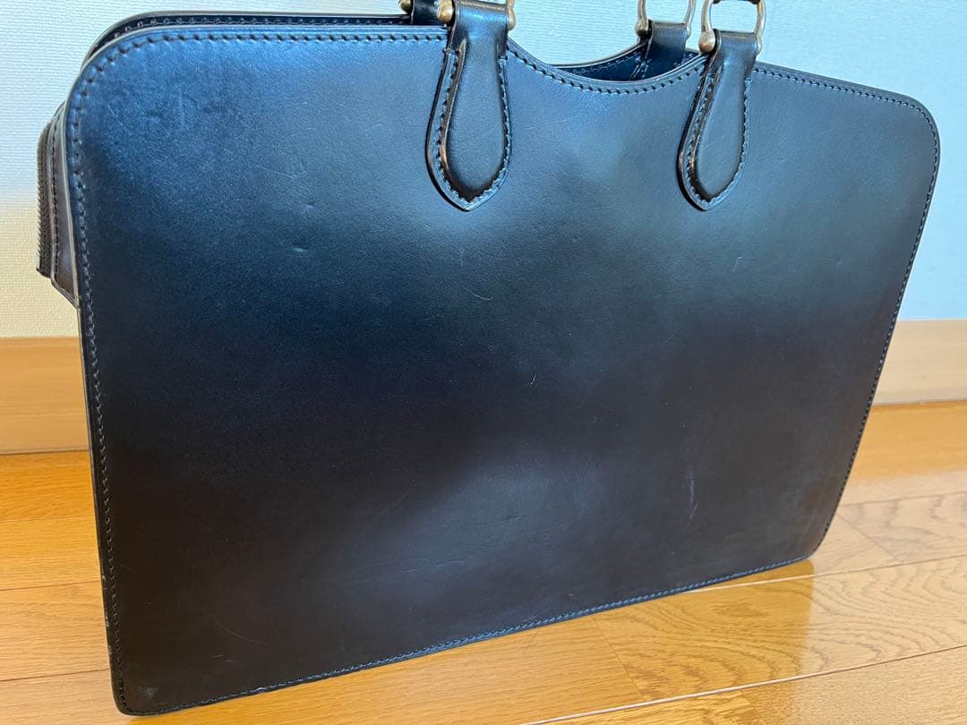 土屋鞄マグナス　ファスナー　ブリーフ