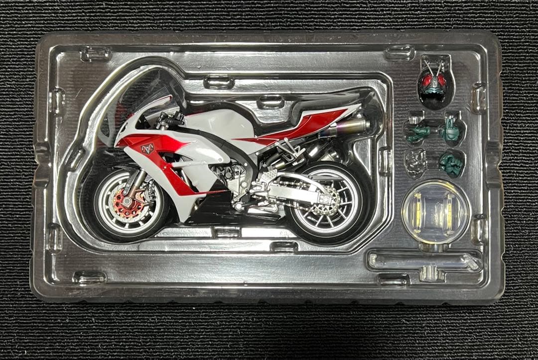 BANDAI 仮面ライダー the first サイクロン