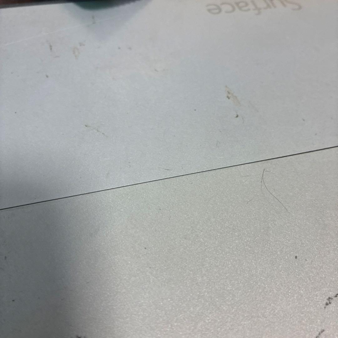 Microsoft Surface シルバー 使用感あり