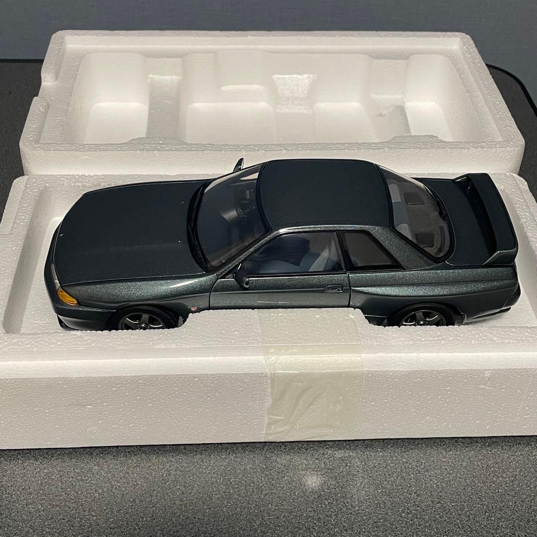 Nissan Skyline GT-R (R32) 1/18 ミニカー