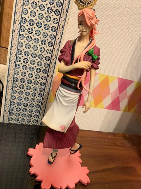 宗三左文字 ガレキ フィギュア