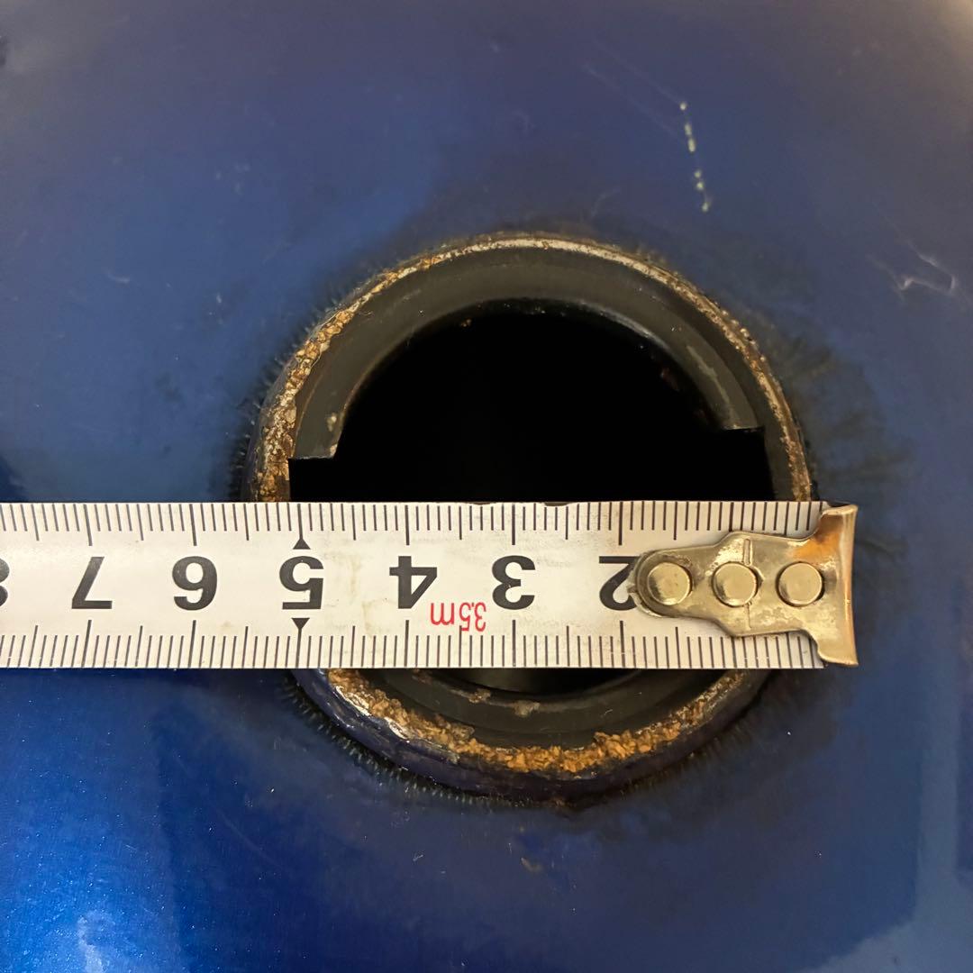 ピーナッツタンク　ジャンク品　キャップ無し