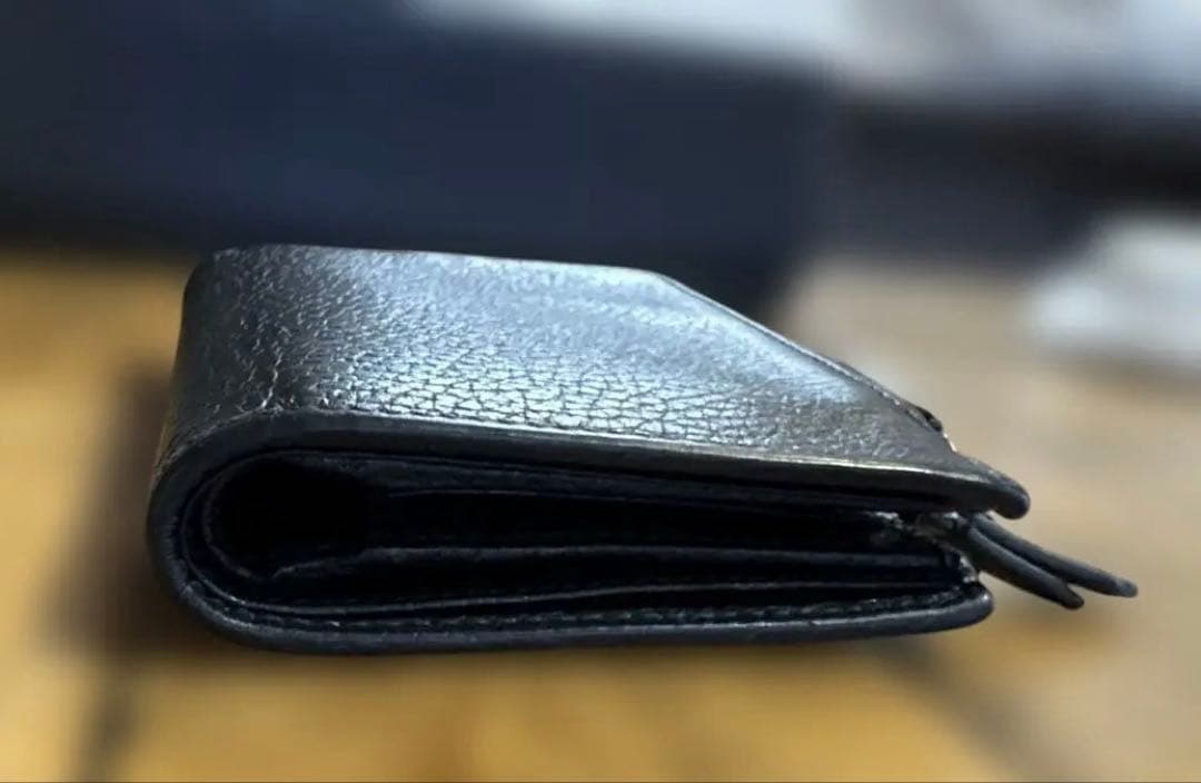 GUCCI マーモント 二つ折りレザー財布　最終価格！！