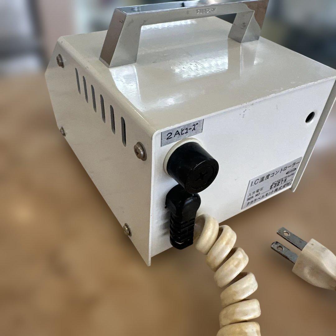 タカラベルモント IC温度コントローラー　トランス　アイロンパーマ　理容師　美容