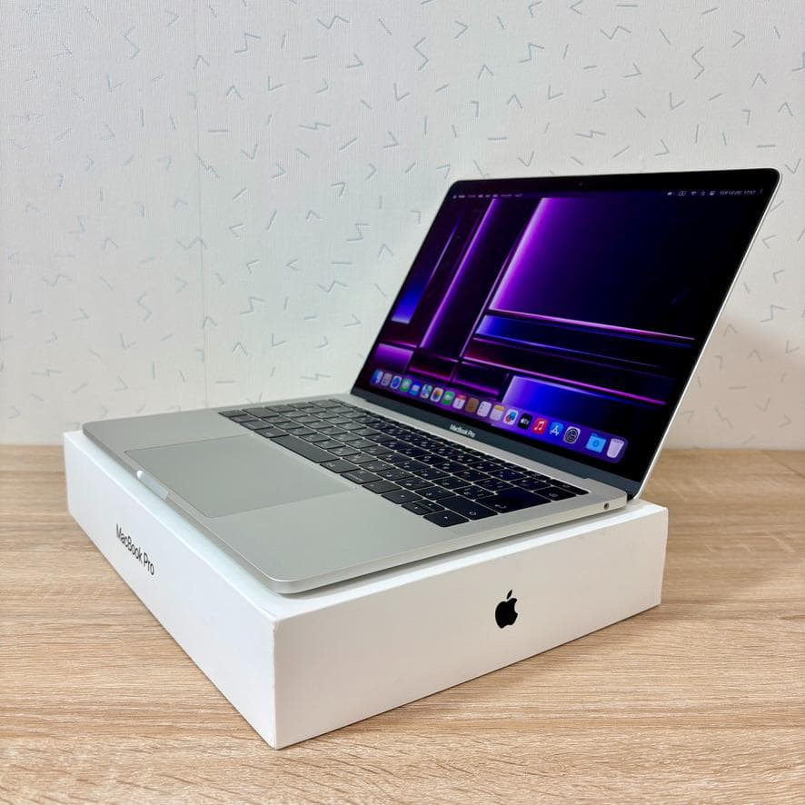 MacBook本体 Apple MacBook Pro SSD512GB Windows11