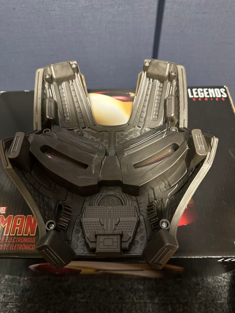 アイアンマン レジェンズ　ヘルメット　ハズブロ