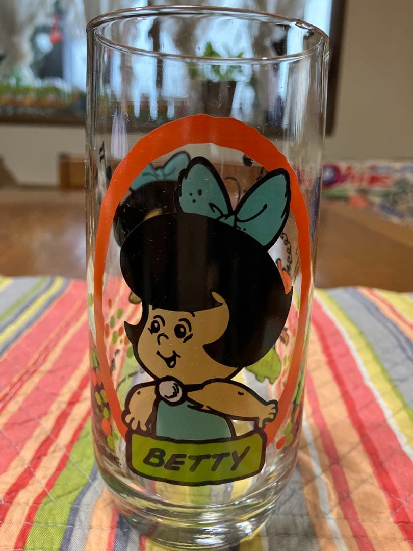 フリント・ストーン　キッズ　アニメキャラクター ガラスタンブラー　4個セット