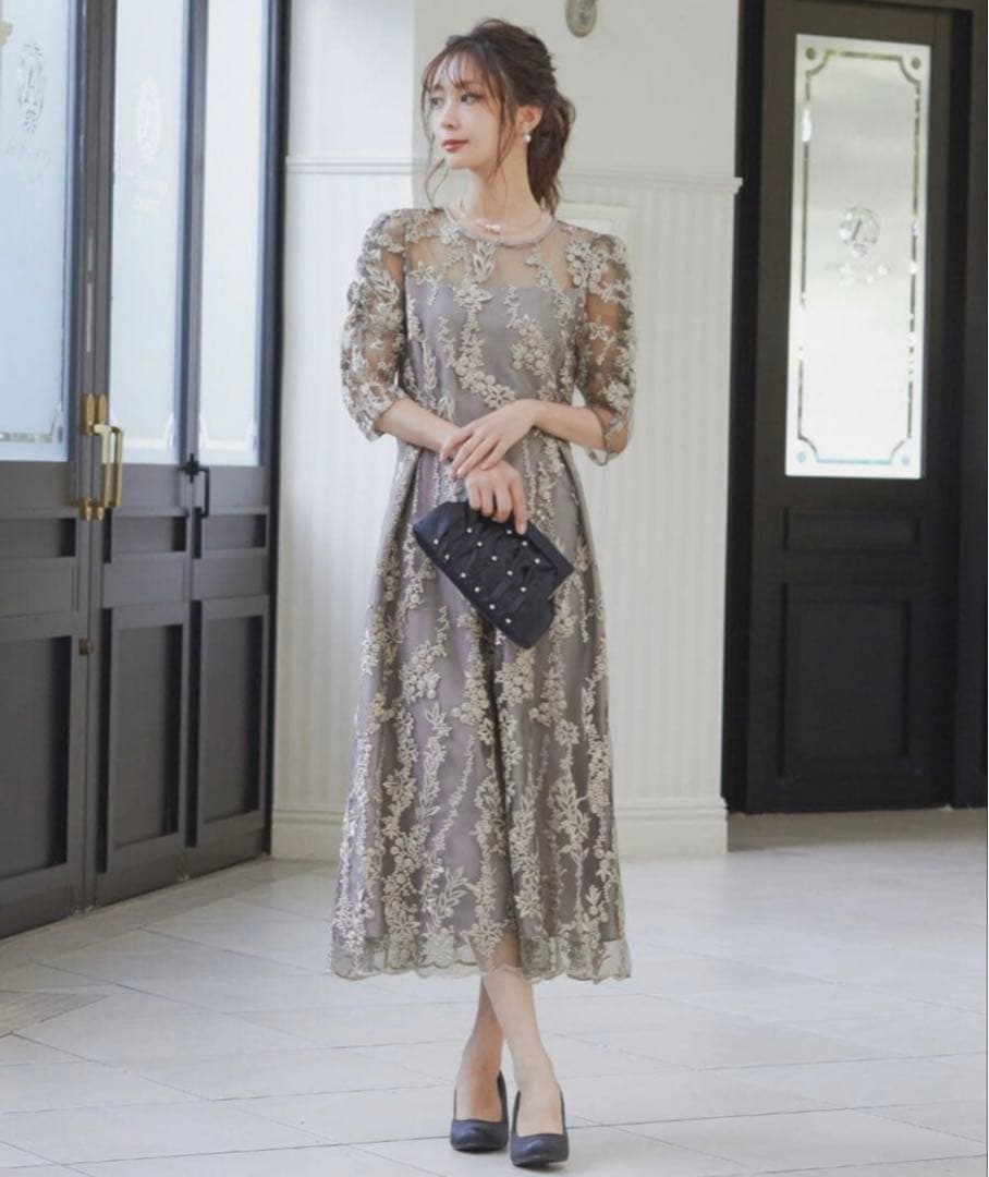 niana 刺繍レース　バックリボン　パーティードレス　結婚式