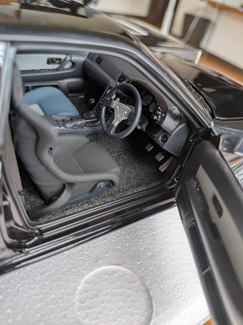 AUTOart NISSAN SKYLINE GT-R （R-32）1/18