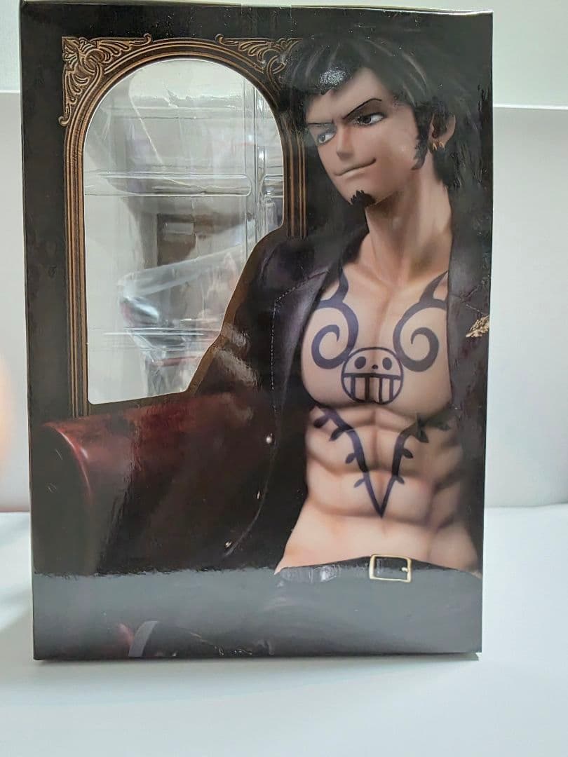 トラファルガー・ロー P.O.P フィギュア 1/8 ワンピース