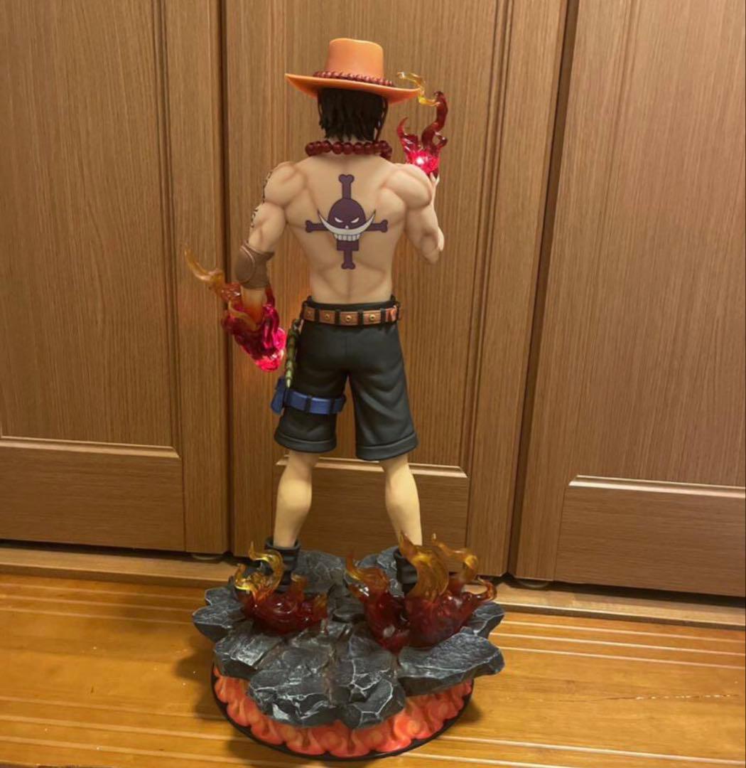 ワンピース　エース　約70cm 特大　フィギュア