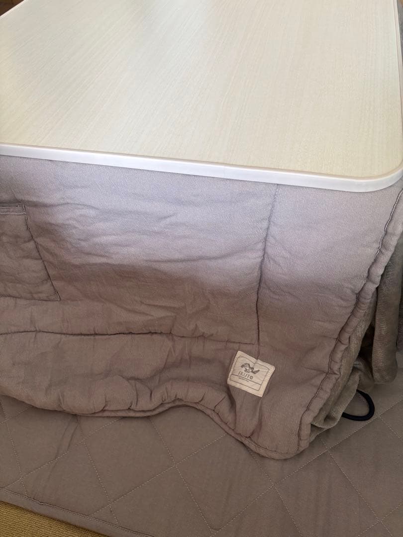 こたつ　布団・敷きパッド付き