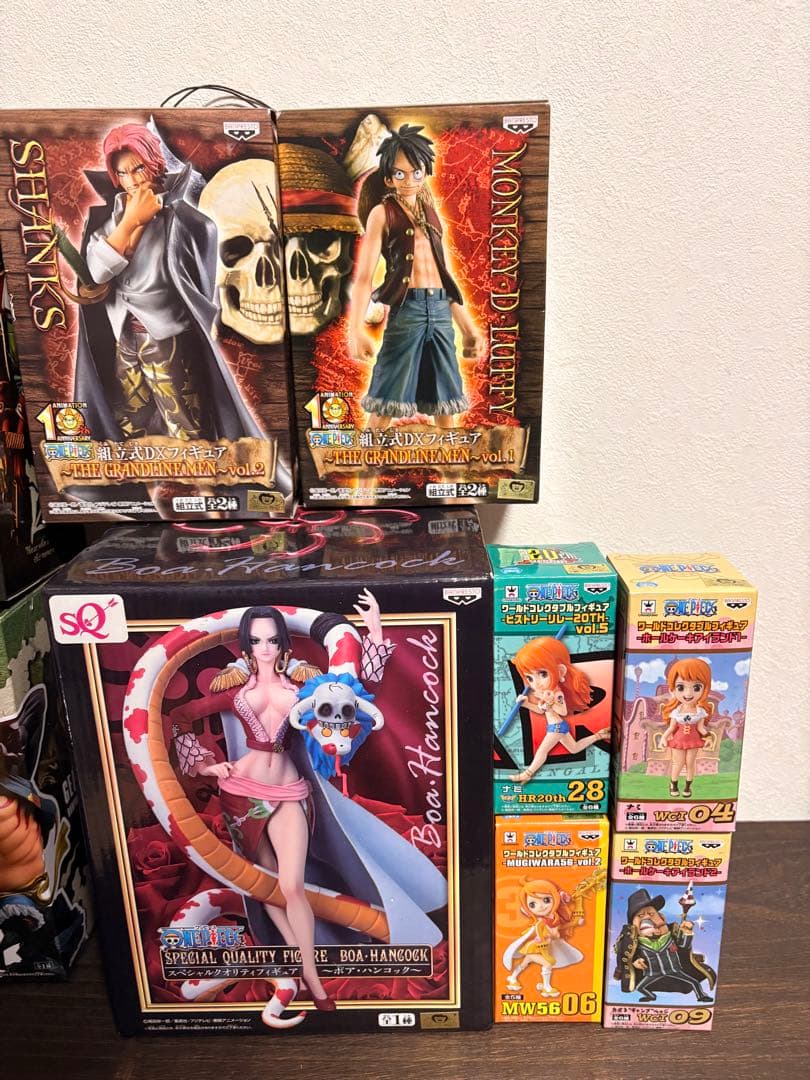 ONE PIECE フィギュアセット　ワーコレ　ナミ　ルフィ　シャンクス