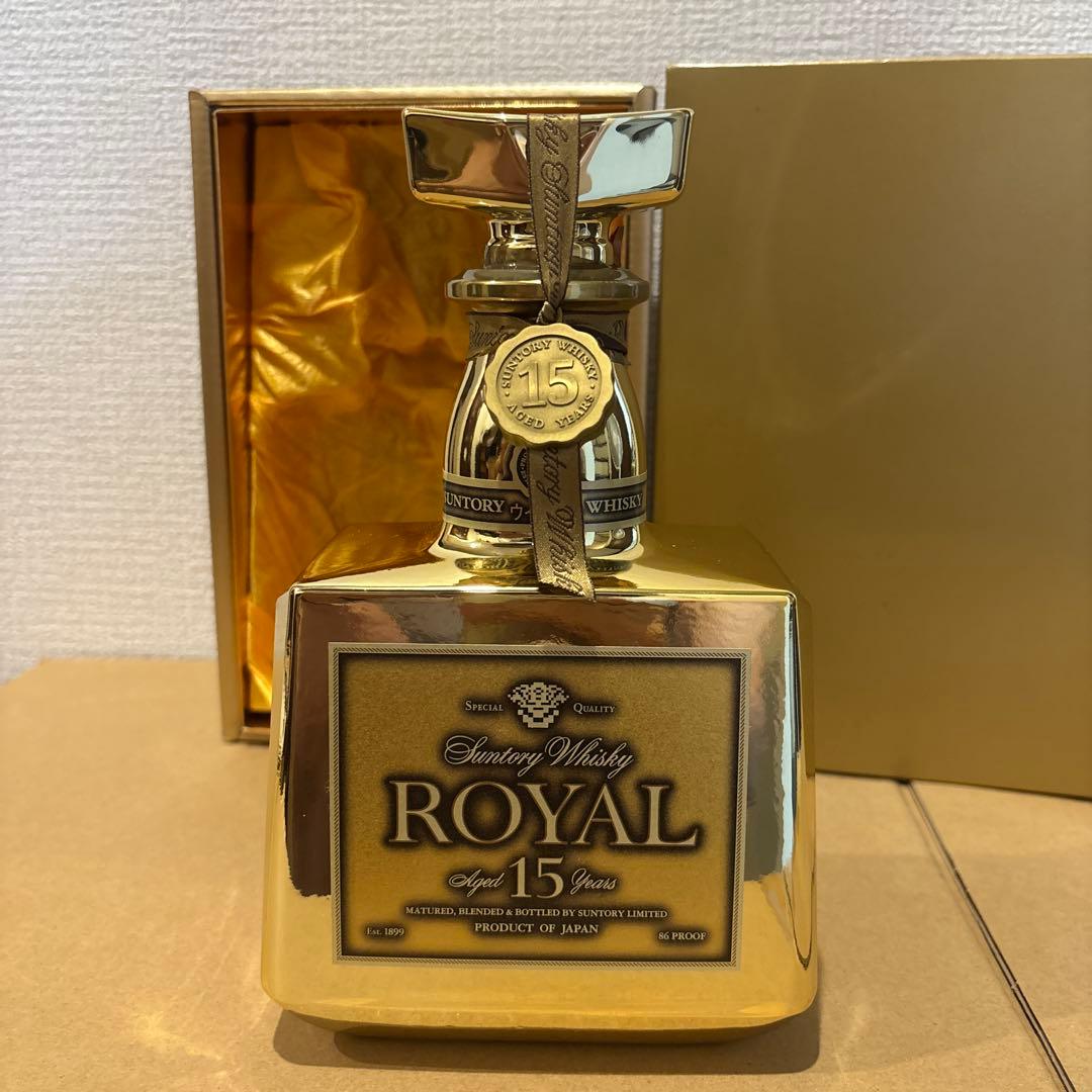 ＜非売品＞　サントリーウイスキーローヤルプレミアム15年　ゴールドボトル　（2）