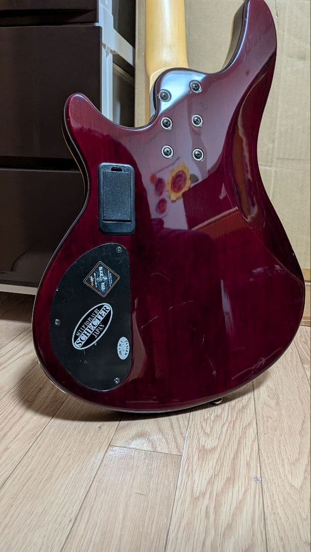 ベース Schecter Omen Extreme C-4