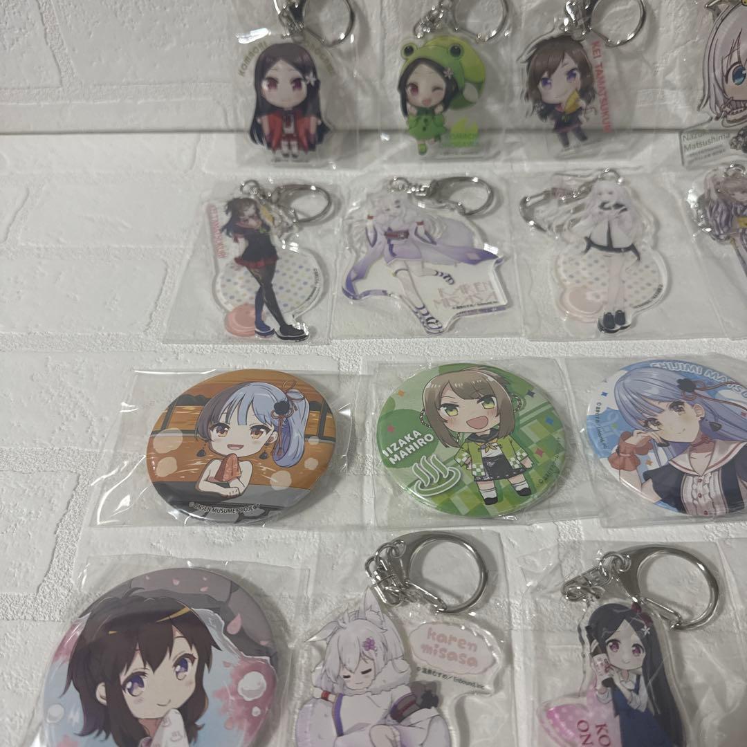 温泉むすめ　グッズまとめ売り　缶バッジ　アクリルキーホルダー