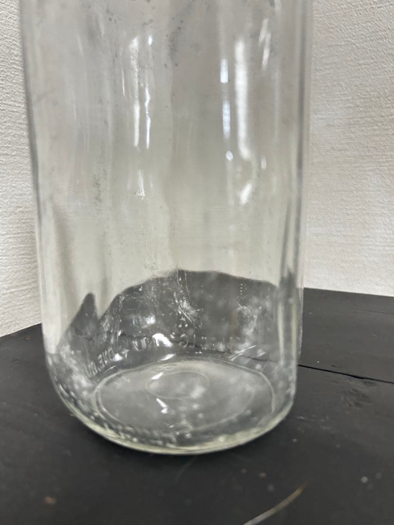 ヴィンテージ ミルククレート（ミルク瓶付）