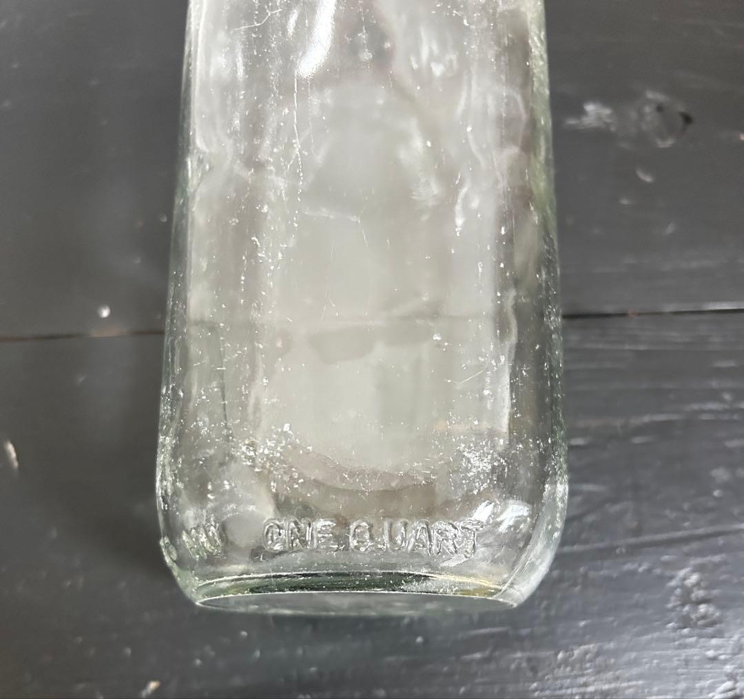 ヴィンテージ ミルククレート（ミルク瓶付）