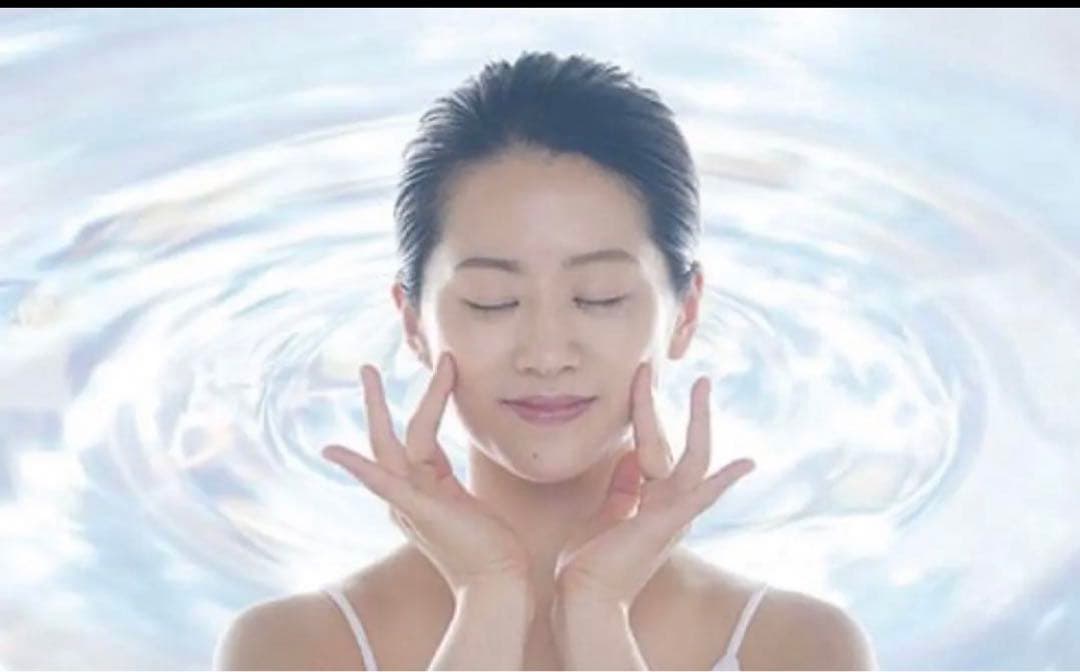 定価110880円　新未開封　LIFTUNE EMS 導入 LEDリフチューン