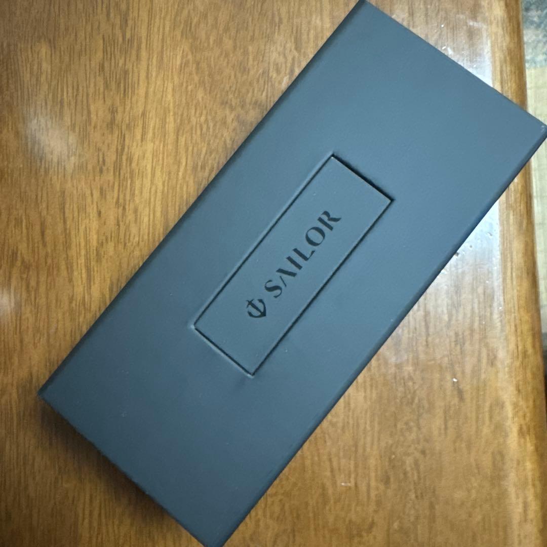 セーラー製　陶器製ボールペン青海波　波千鳥 李荘窯製