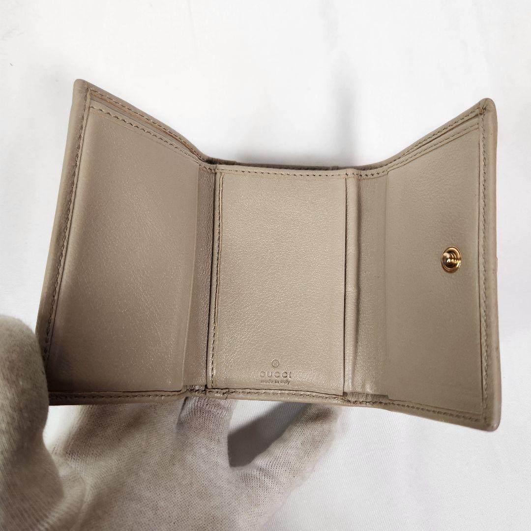 現行モデル　GUCCI マーモント バンブー 三つ折り財布 グレージュ 金具