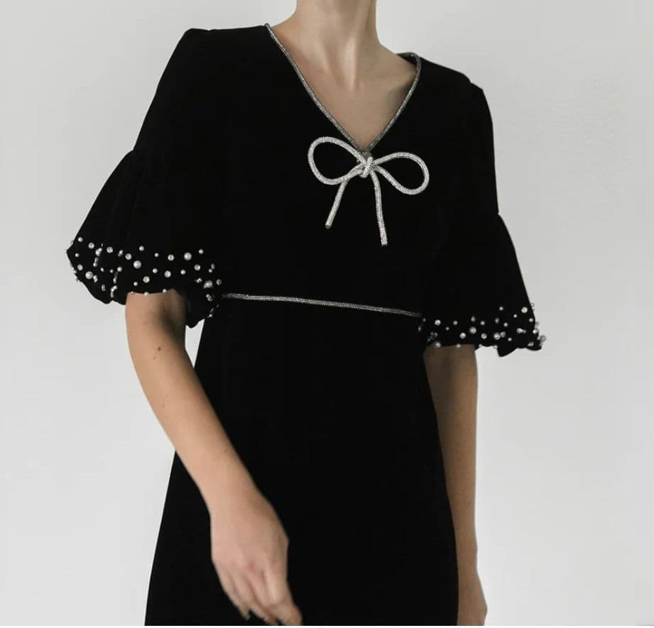 Leja ベロアドレス　ギャザーワンピース　パールストーンリボン