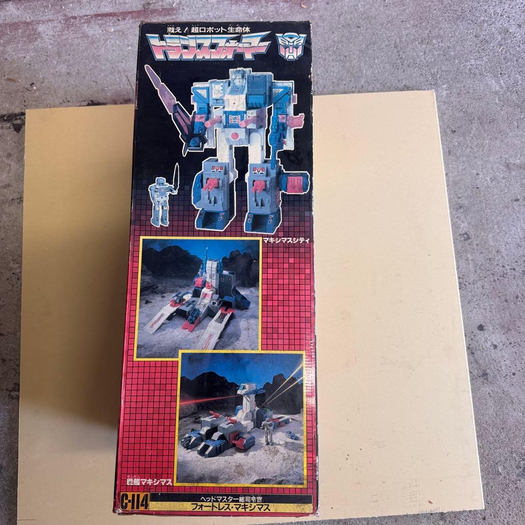 箱付き　トランスフォーマー フォートレスマキシマス C-114