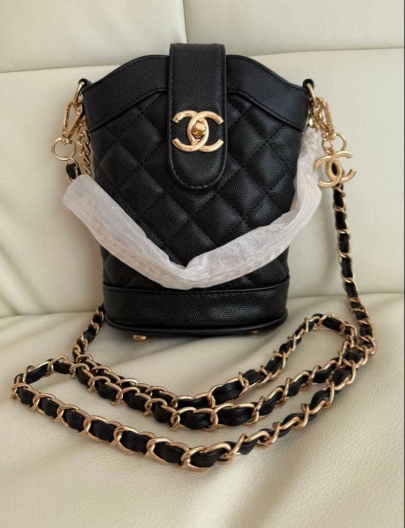 キルティング　ショルダーバッグ　ノベルティ