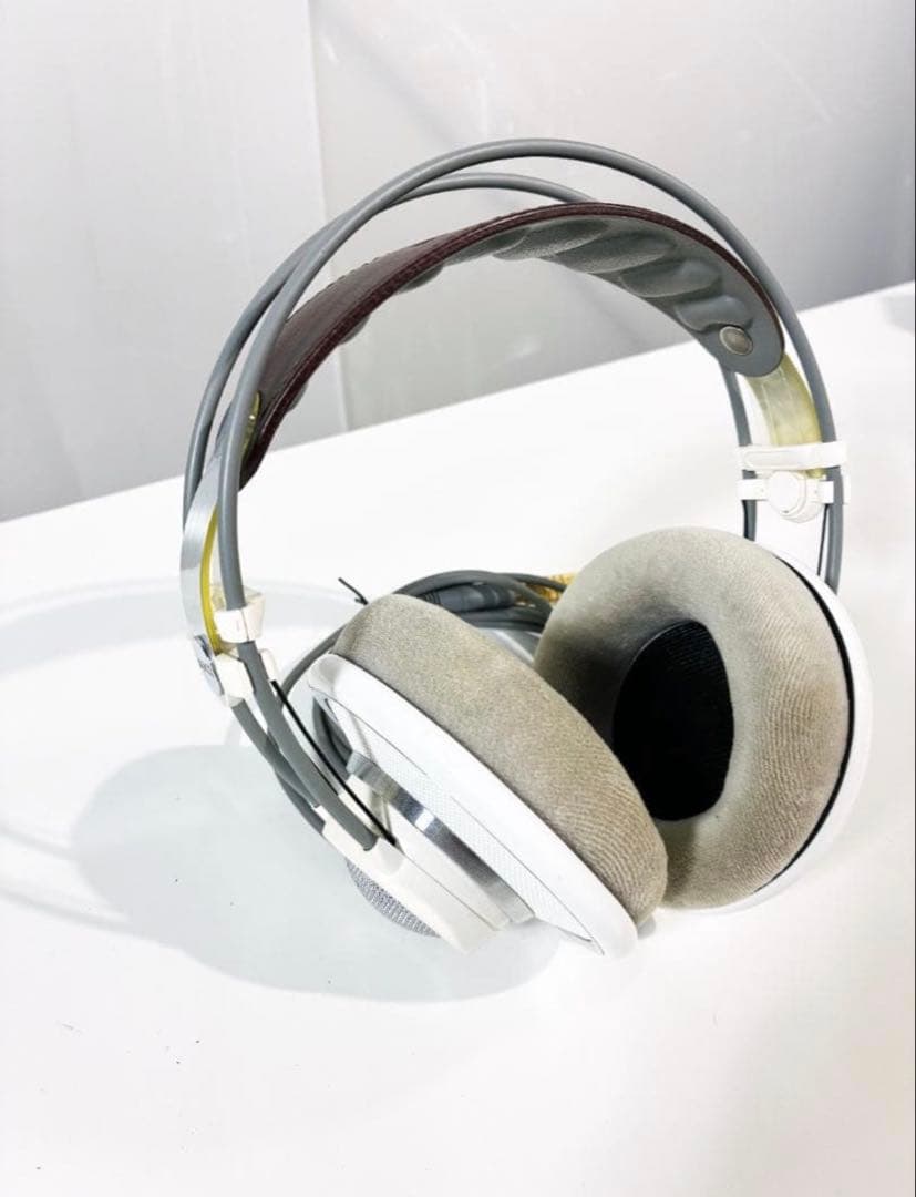 AKG オープン型ヘッドフォン K701 Made in Austria